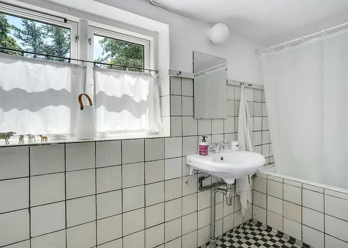 Дом отдыха Awesome In With Wifi *